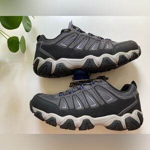 NWTS Wind River Outfitting Co. Men’s Hiking Shoes Size 12 W Retallack Grey